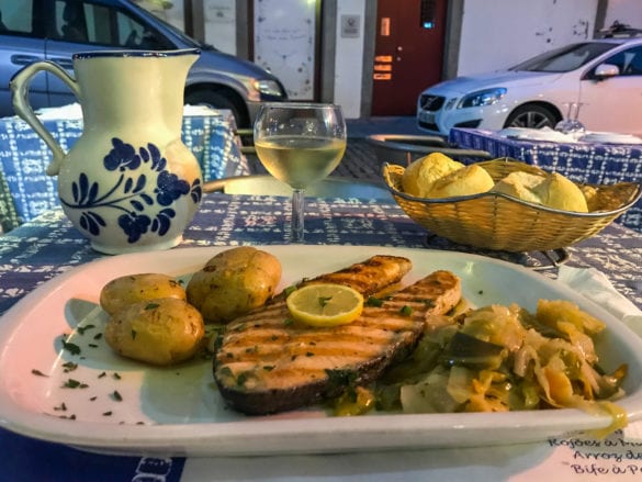 Abendessen im Restaurant Adega D` O Padrinho in Viana do Castelo
