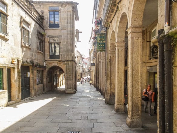Straße in Santiago de Compostela am Jakobsweg Portugal