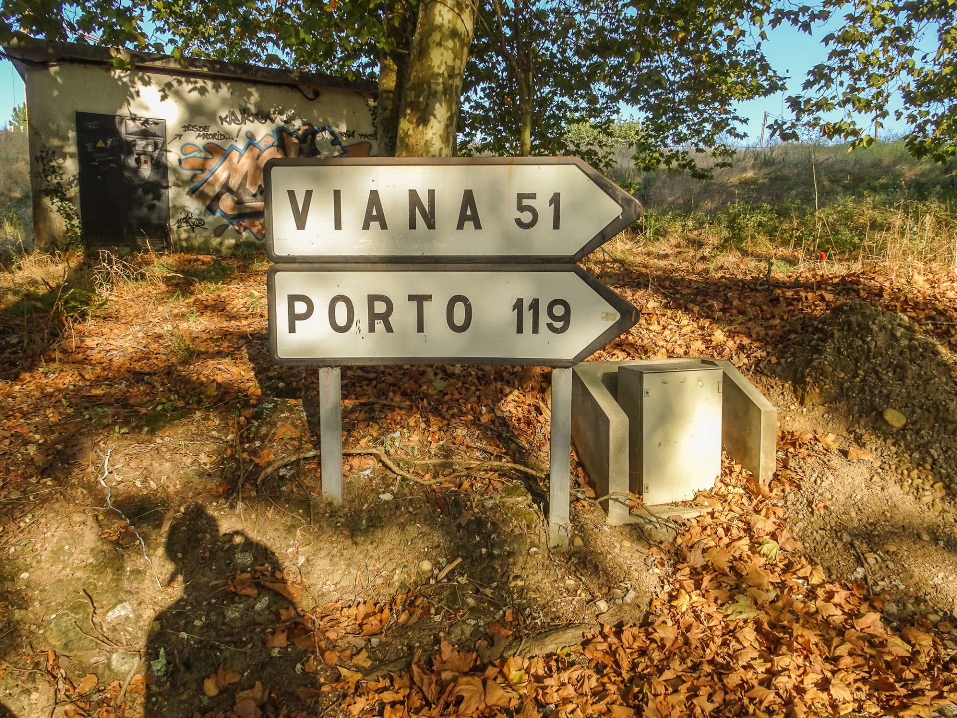Ausschilderung 119 km bis nach Porto in Valença am Jakobsweg Portugal