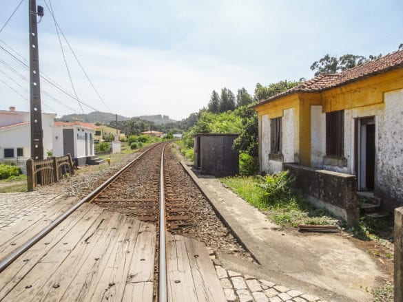 Bahnübergang in Vila Praia de Âncora am Jakobsweg Portugal