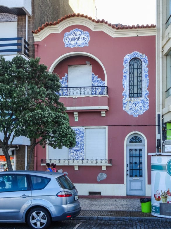 Haus mit Fliesendetails in Póvoa de Varzim am Jakobsweg Portugal